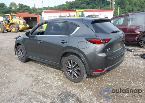 2018 Mazda Cx-5 Grand Touring z USA, uszkodzony, nr VIN JM3KFBDM7J0466212